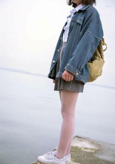 亚洲女佣奶水挤奶喝奶_4K迅雷电影在线
