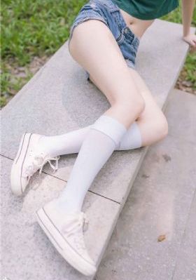 日韩调教视频在线观看_十万网红美女美酱
