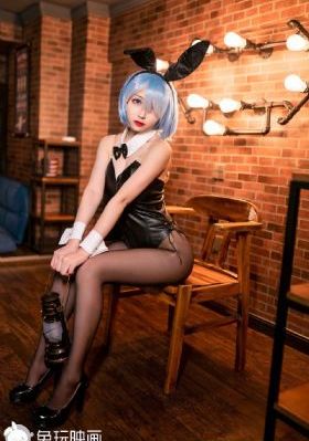 国产美女精品牲交_BD免费播放