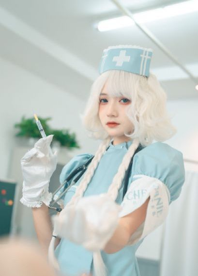 18岁免费看黄片视频美女_HD在线视频观看