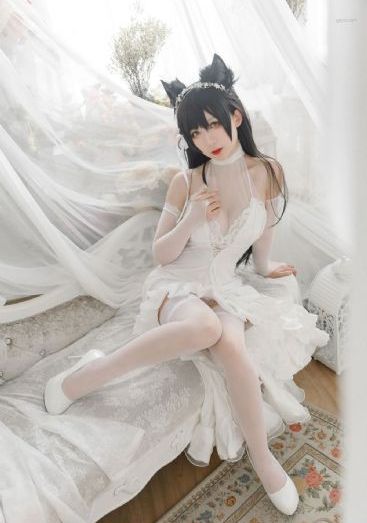 极品尤物一区二区三区小说_高清电影完整版