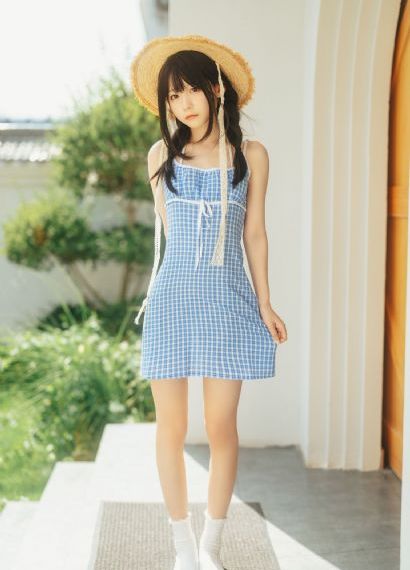 国产美女精品久久久久中文_蓝光在线观看高清
