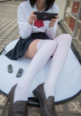 婷婷五月深深久久精品_剧情片超清免费观看