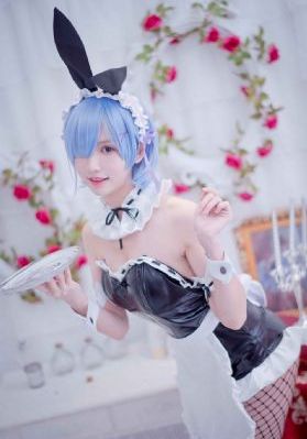 久久乱码卡一卡2卡三卡四_720神马影院在线